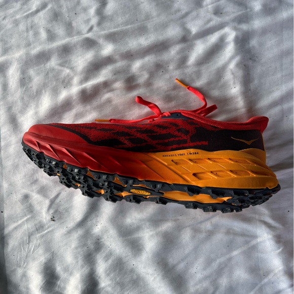 NWB 11.5 HOKA SPEEDGOAT 5 ORANGE-RED/YELLOW MENS - Picture 3 of 7